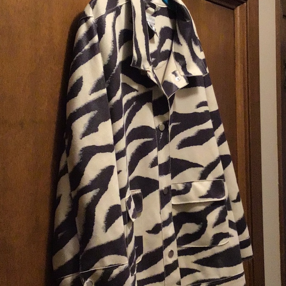 Multiples Black and White Zebra Print Jacket size 1X